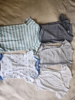 cloud island Baby Bodysuit Set in Gray, White, Mint & Blue Whale Print